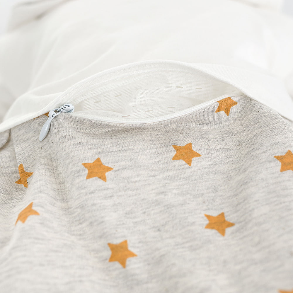 Sleeping bag LIEBMICH Dream of Stars gold detail front ventilation slit