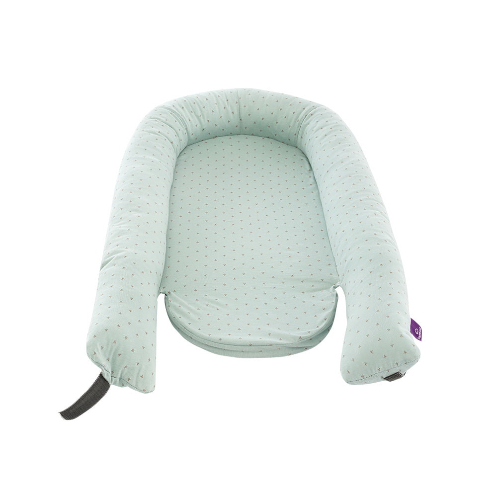 Nest HOME Comfort von Träumeland Ansicht schräg geschlossen Design Twister blau