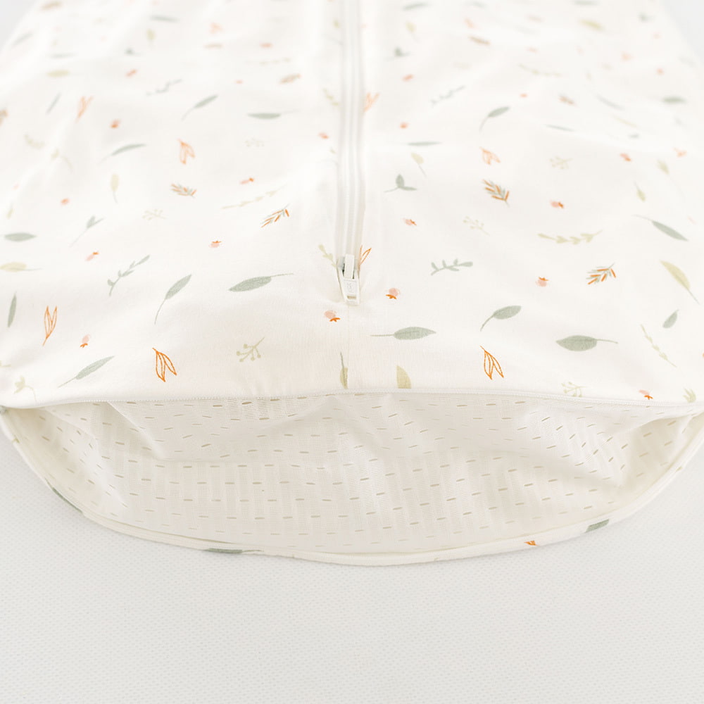 Summer sleeping bag Nature Love green in cotton detail ventilation slit