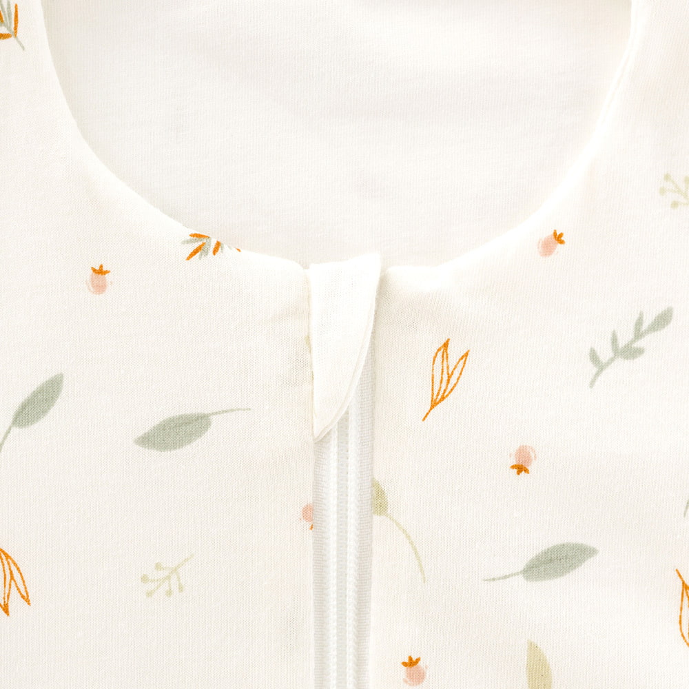 Summer sleeping bag Nature Love green in cotton detail chin protection
