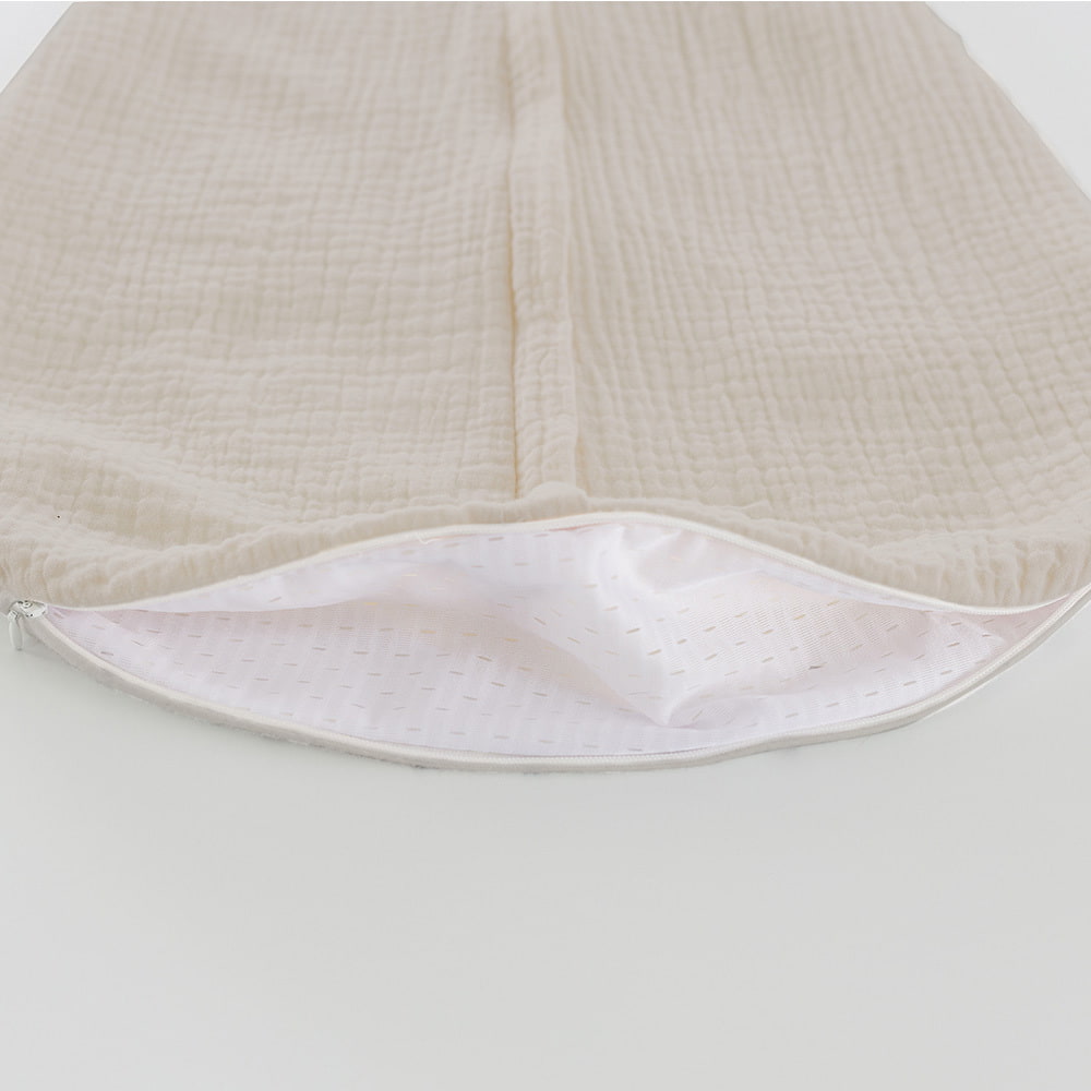 Summer Sleeping bag in cotton muslin beige detail ventilation slit