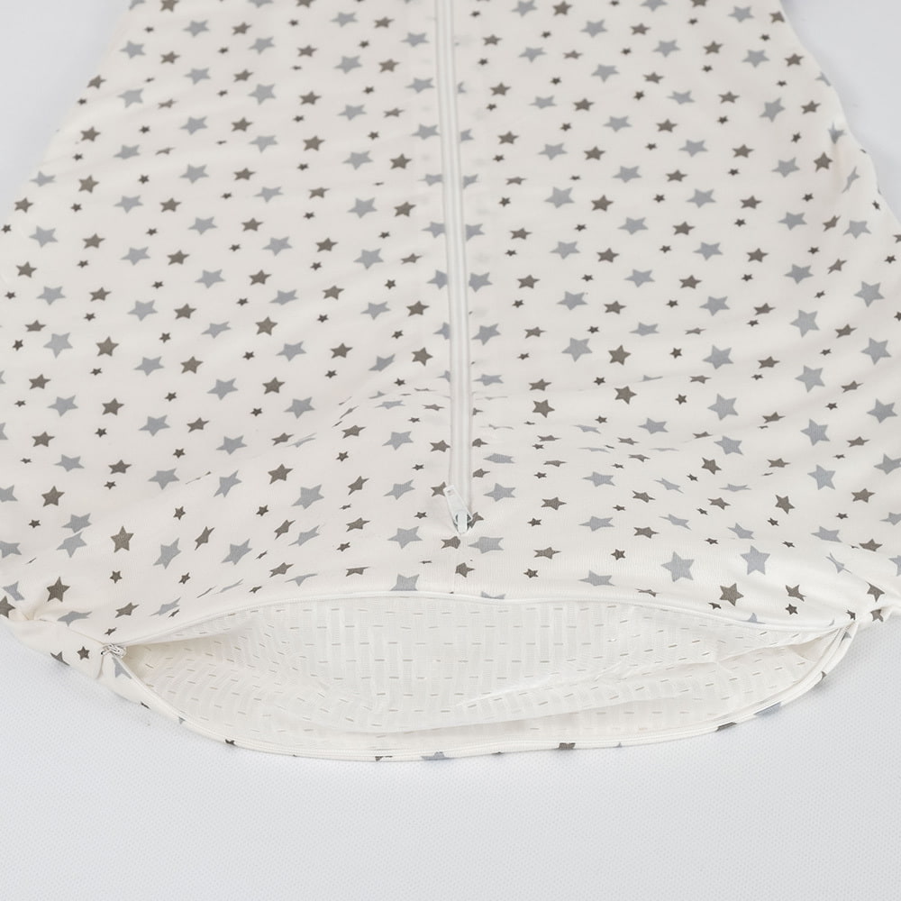 Summer sleeping bag white with grey stars in TENCEL™ detail ventilation slit