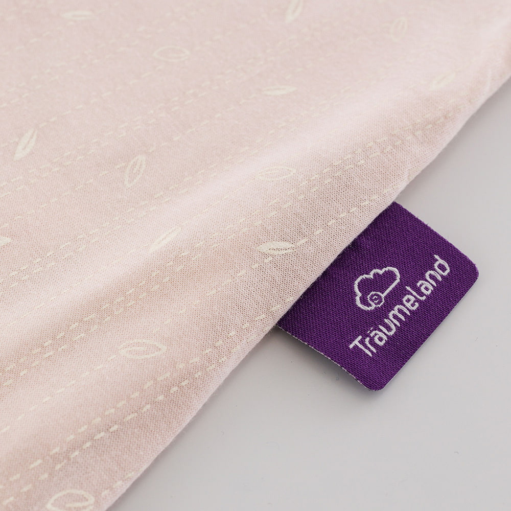 Sleeping bag certified by GOTS Leaves beige detail label