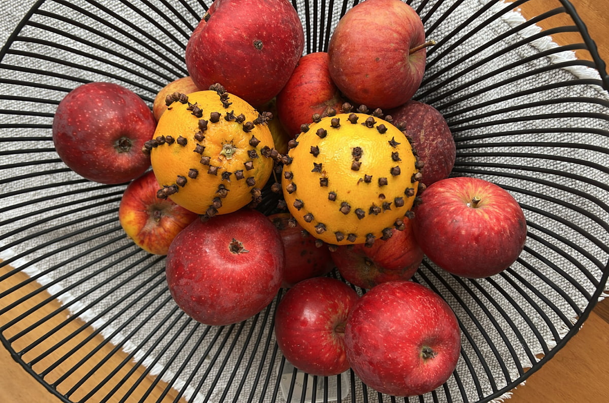 Orangen mit Nelken gebastelt von Marlies Raich Orangen mit Nelken gebastelt von Marlies Raich