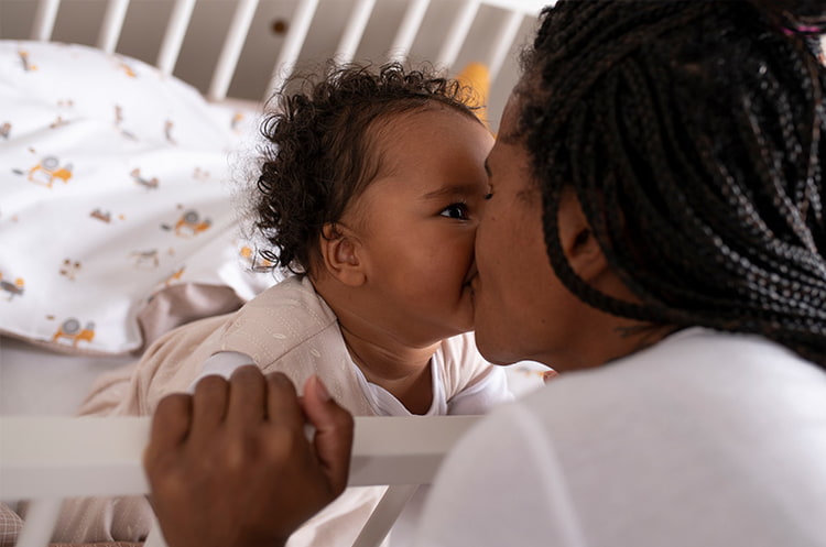 Mamá con su bebé Mamá con su bebé
