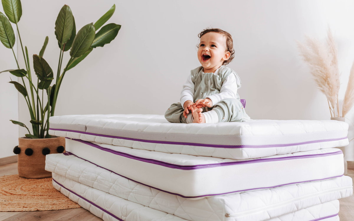 Baby on Träumeland mattress stack Baby on Träumeland mattress stack