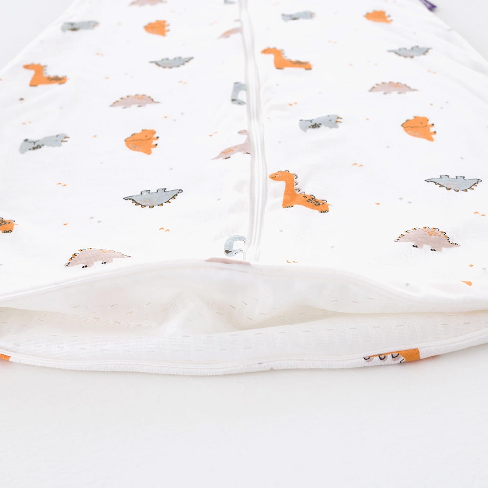 Sommerschlafsack Dinolino Detail Belüftungsschlitz unten