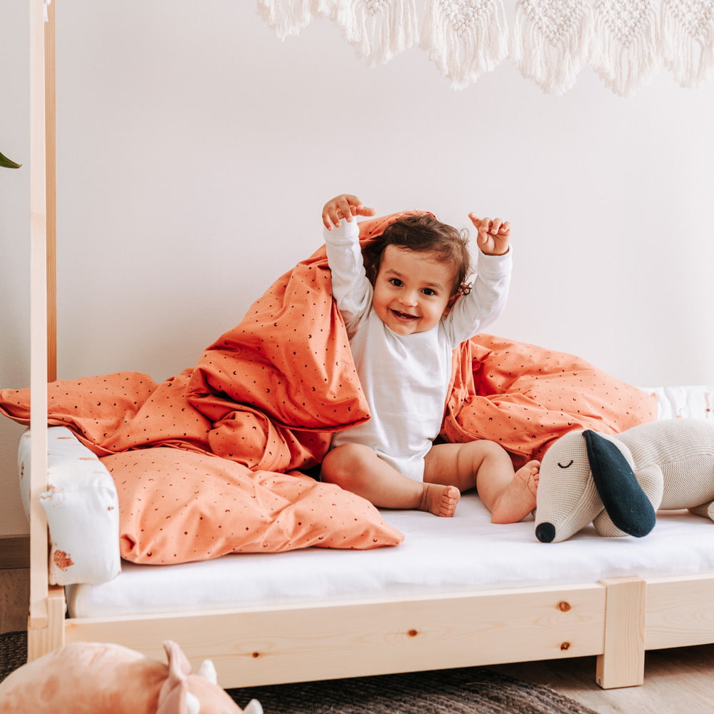 Bed linen image