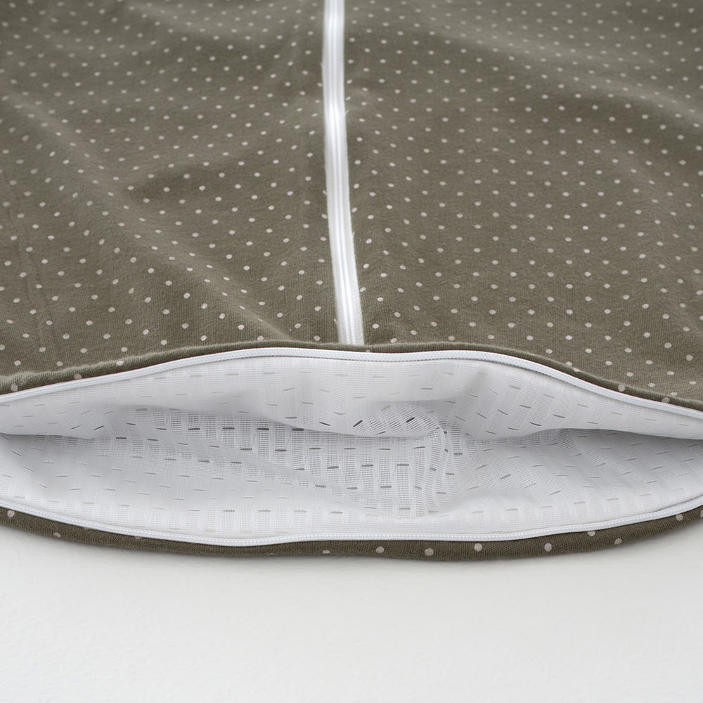 Summer sleeping bag Little Dots olive in cotton detail ventilation slit