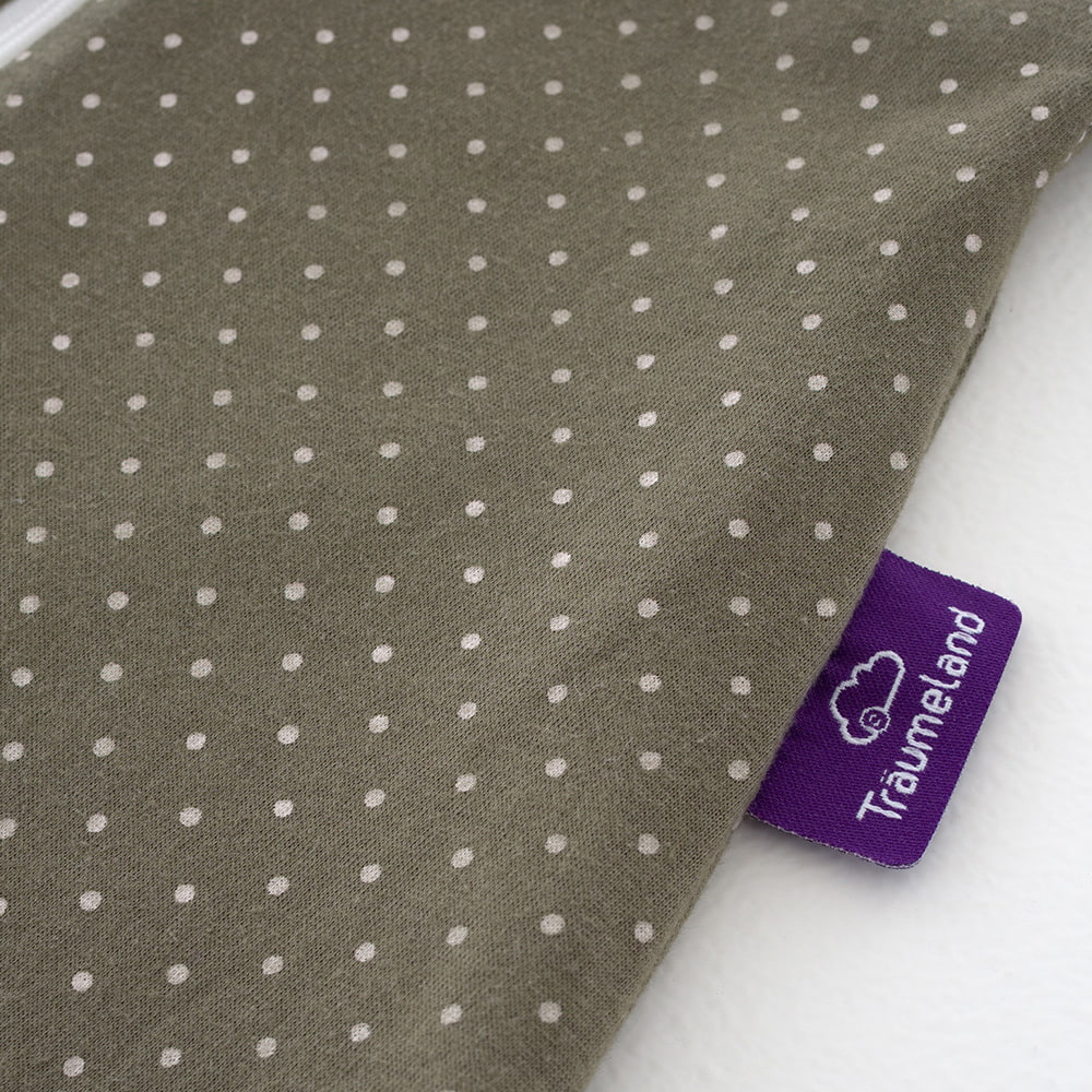 Sleeping Bag Little Dots olive in cotton detail label