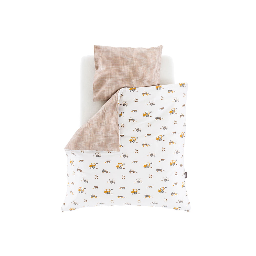Träumeland bed linen in 80x80 design small farm