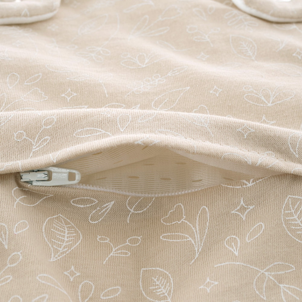 	
Sleeping Bag LIEBMICH Garden detail front ventilation slit