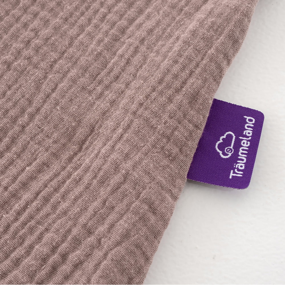 Summer Sleeping bag in cotton muslin chestnut detail label