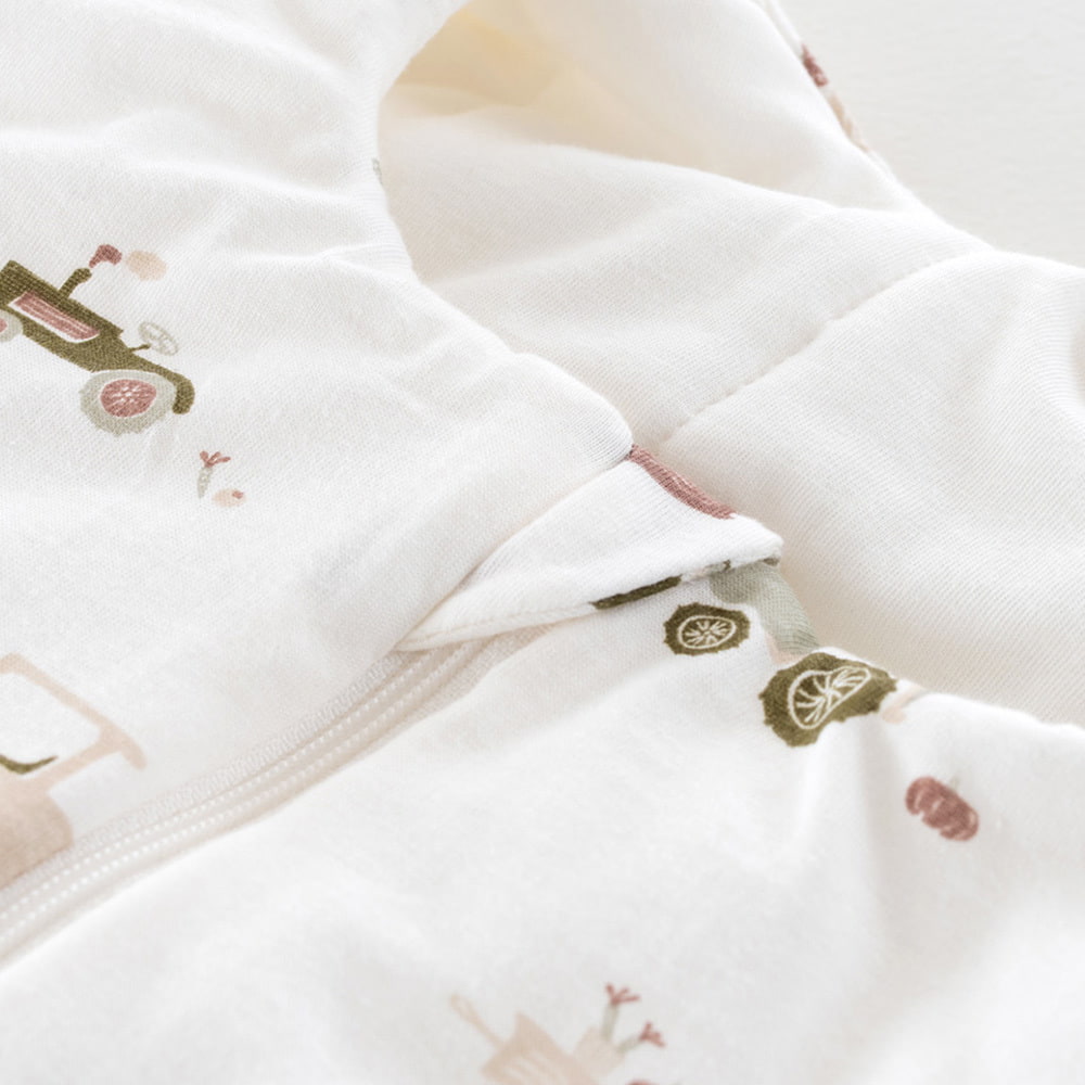 Sleep overall TO GO Little Farm green detail chin protection