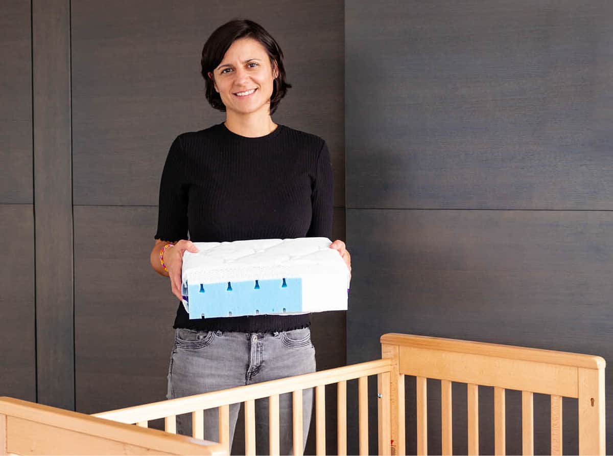 produktentwicklerin mit matratze brise produktentwicklerin mit matratze brise