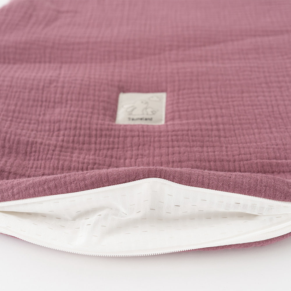 All Year Muslin Sleeping Bag plum ventilation slit