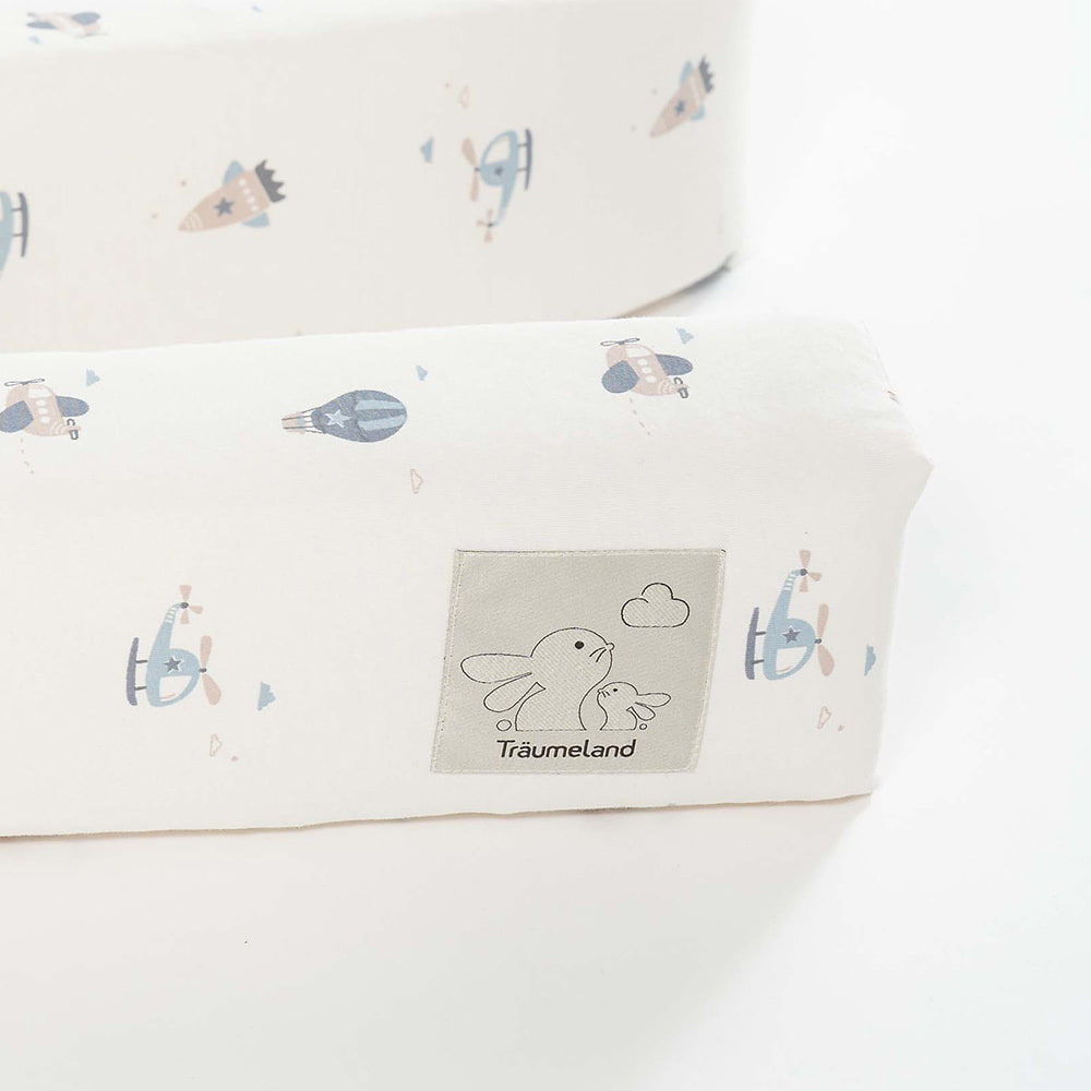 detail-bed-snake-design-volare