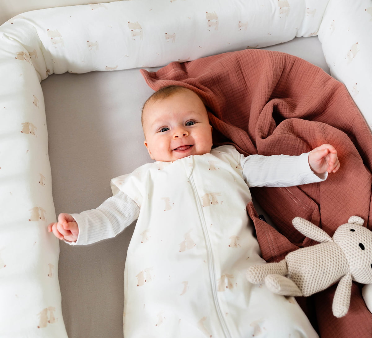 Baby in Summer with sheepskin bag hot-night-summer-sleeping-bag