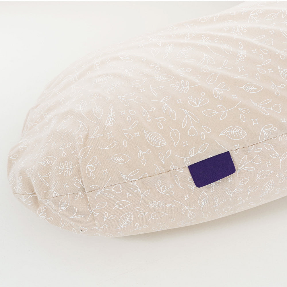 Garden nursing cushion detail