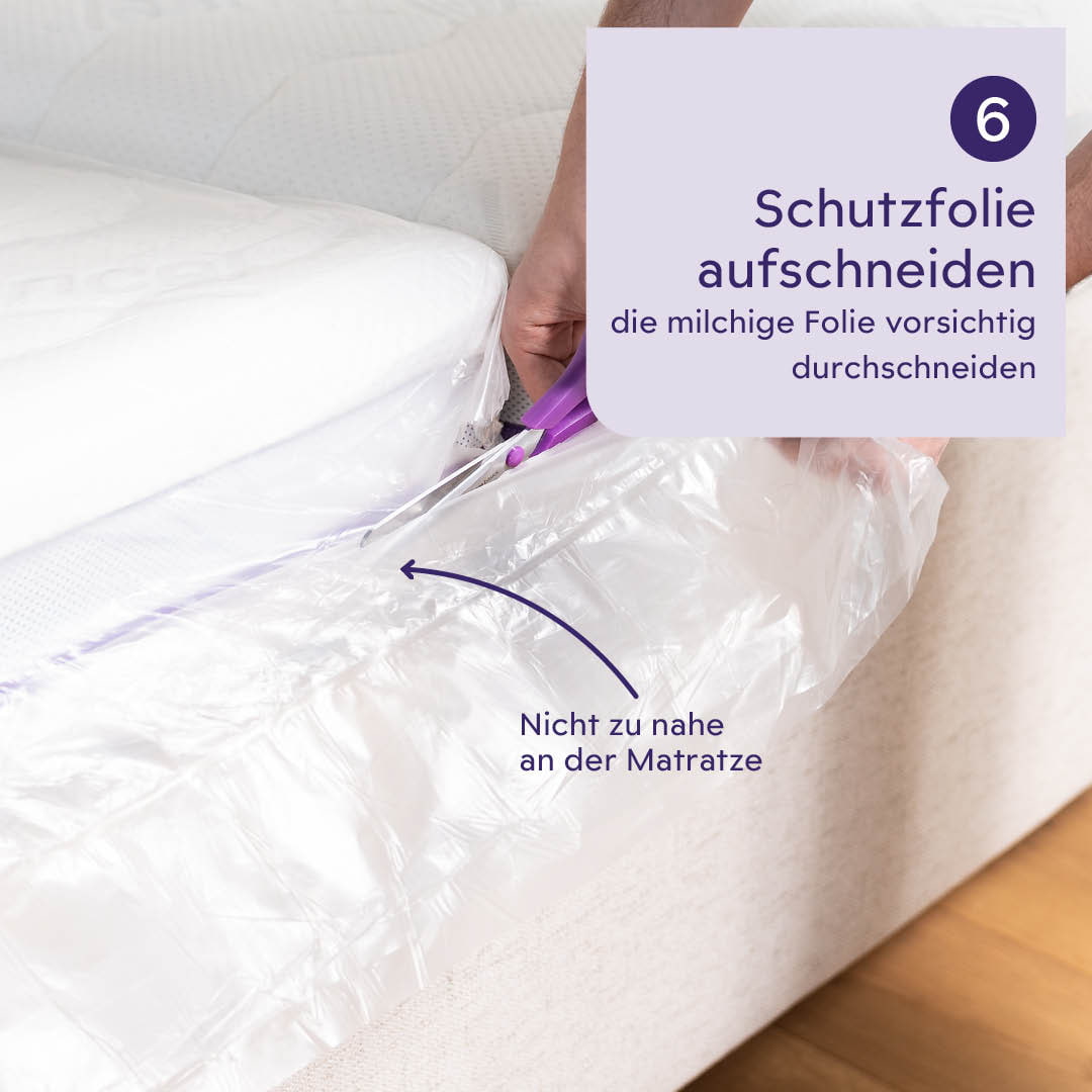 Unpacking the mattress Step 05 unpacking-the-mattress-trauemeland-step05