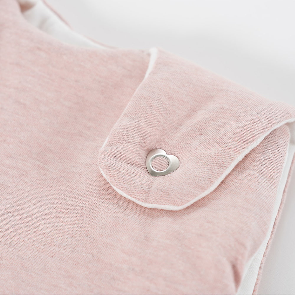 Adjustable-strap baby sleeping-bag, dusky pink